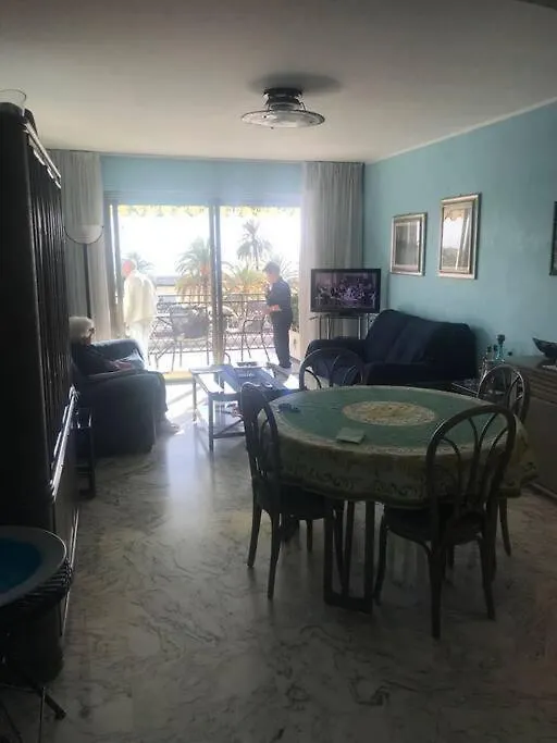 Apartamento Appartamento Grande E Comodo, Terrazzo Vista Mare Menton