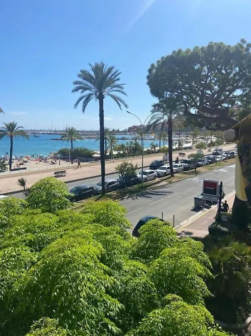 Appartamento Grande E Comodo, Terrazzo Vista Mare Menton Apartamento
